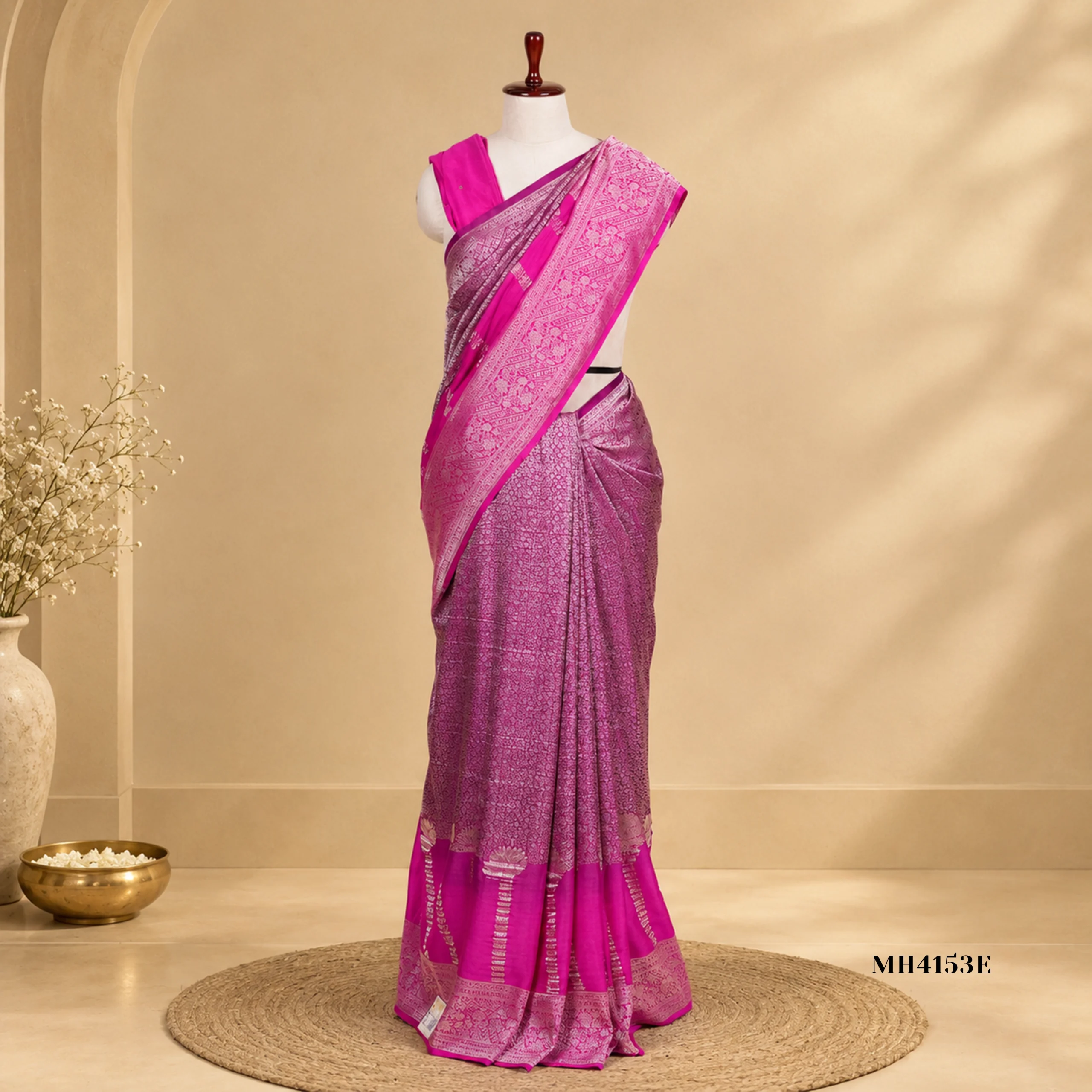 MH4153E(1) Banarasi Silk - Image 1