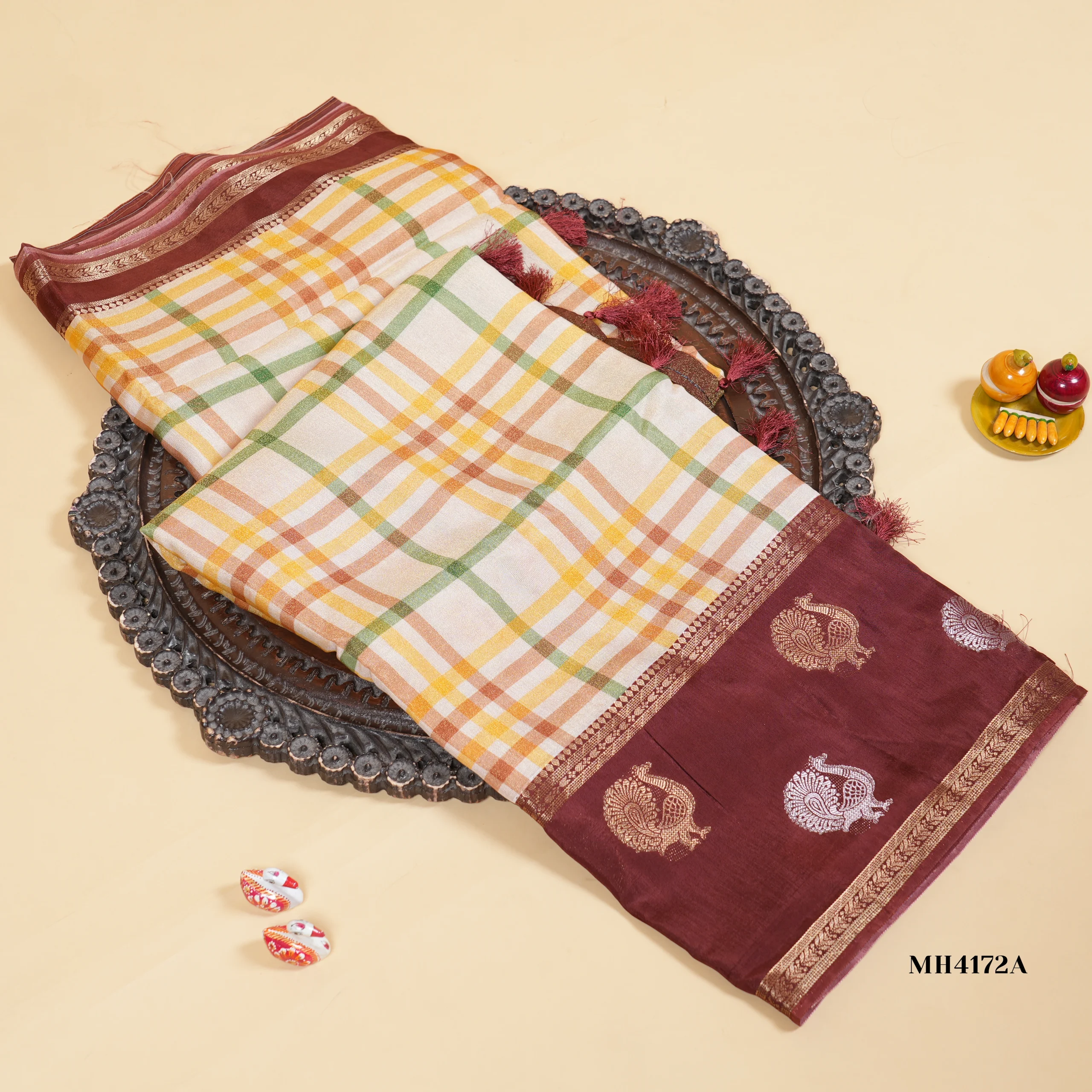 MH4172A(1) Tissue Binny Crepe Burberry Checks - Image 1