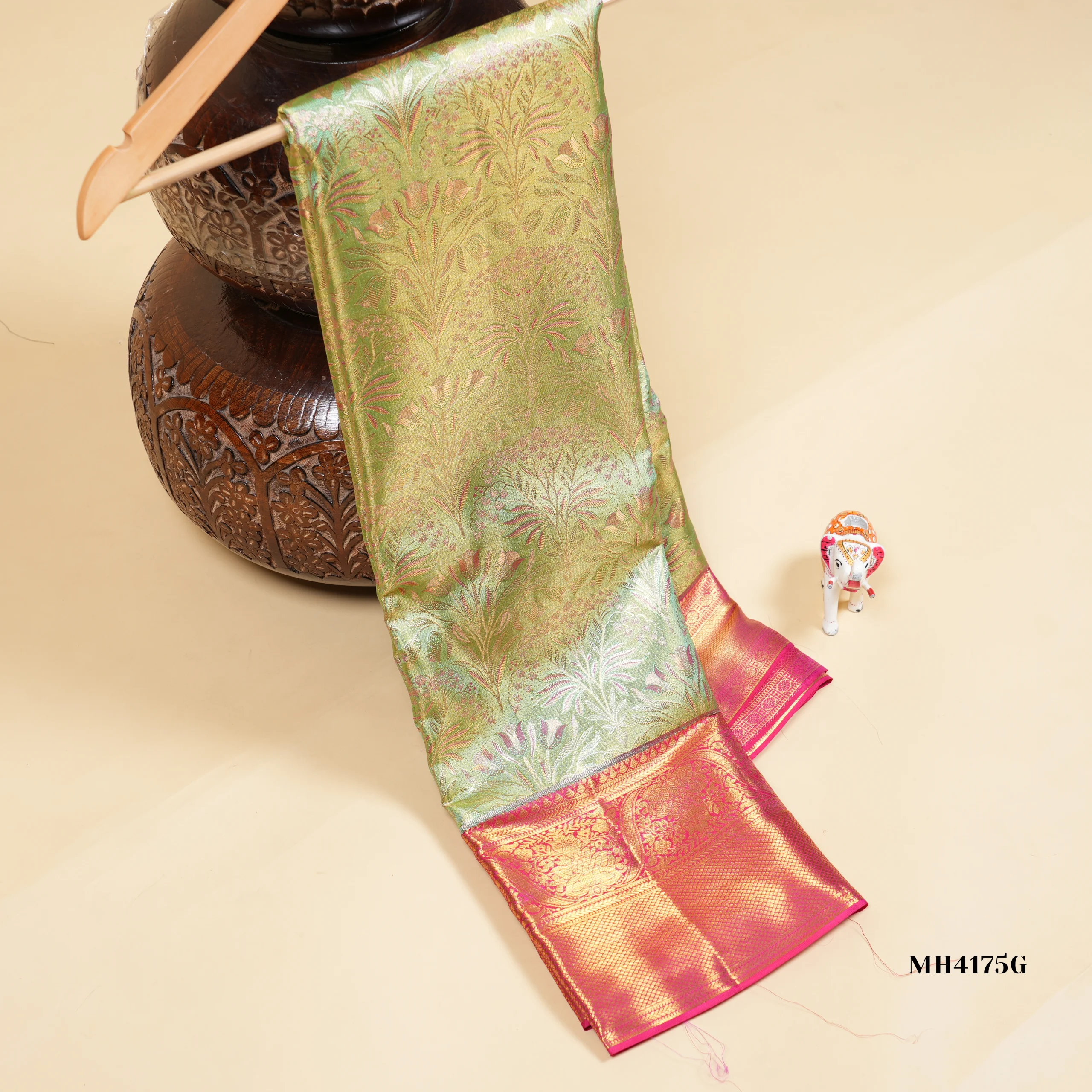MH4175G(1) Pure Vintage Pattu - Image 1
