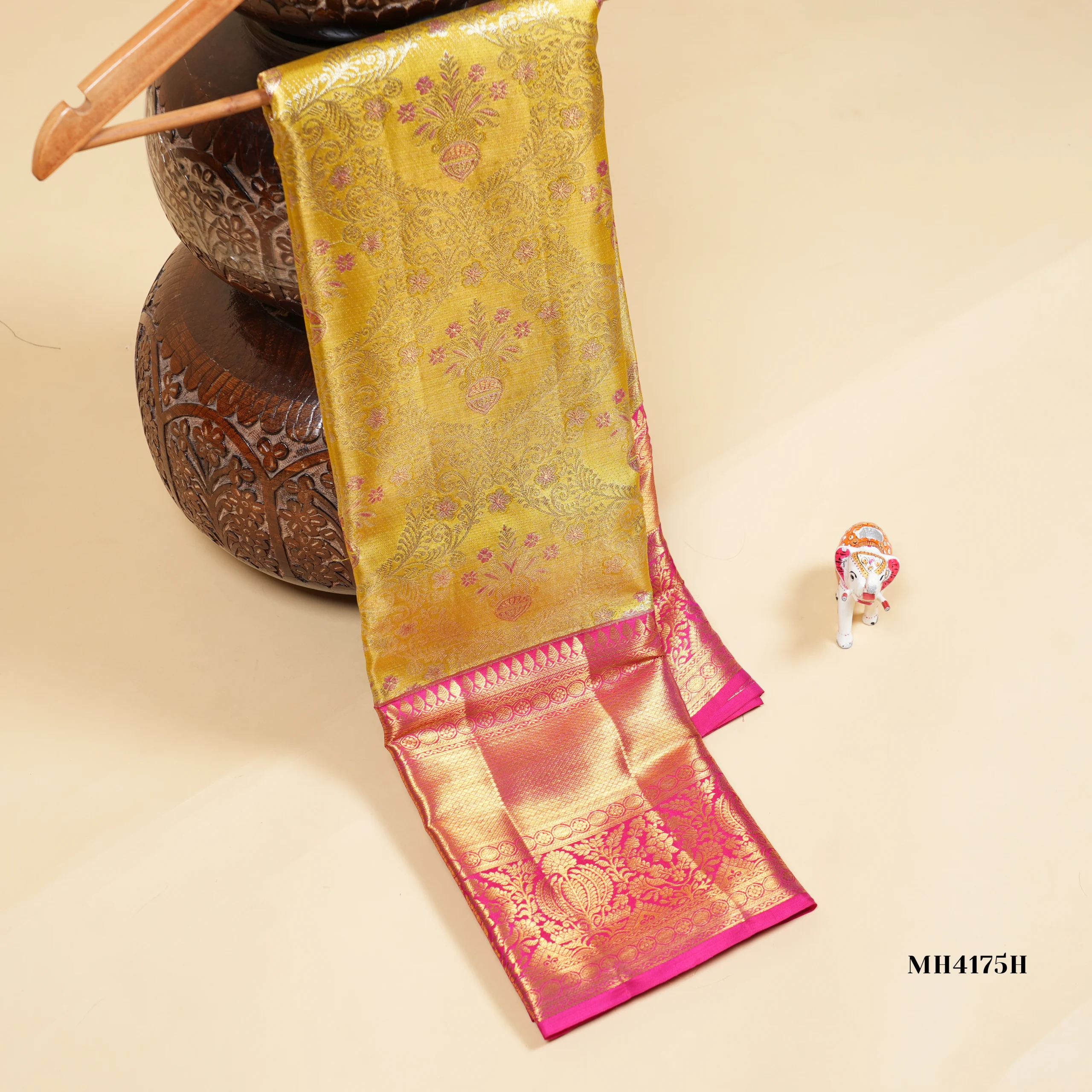 MH4175H(1) Pure Vintage Pattu - Image 1
